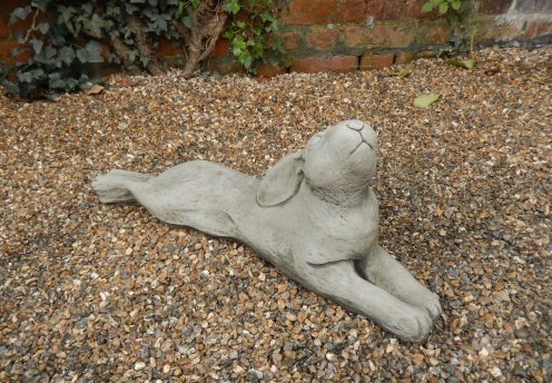 KA233 Laying Rabbit
